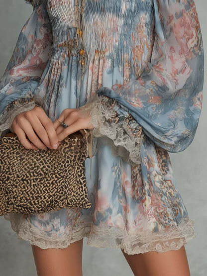 Assunta | Vestido mini de gasa fruncida con escote de hombros descubiertos y motivo floral romántico