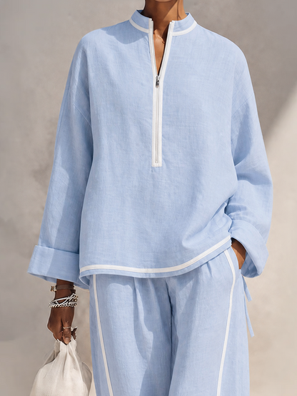 Conjunto de Mujer en Lino Azul Claro con Cuello Alto, Media Cremallera, Top Oversize y Pantalón de Pierna Ancha
