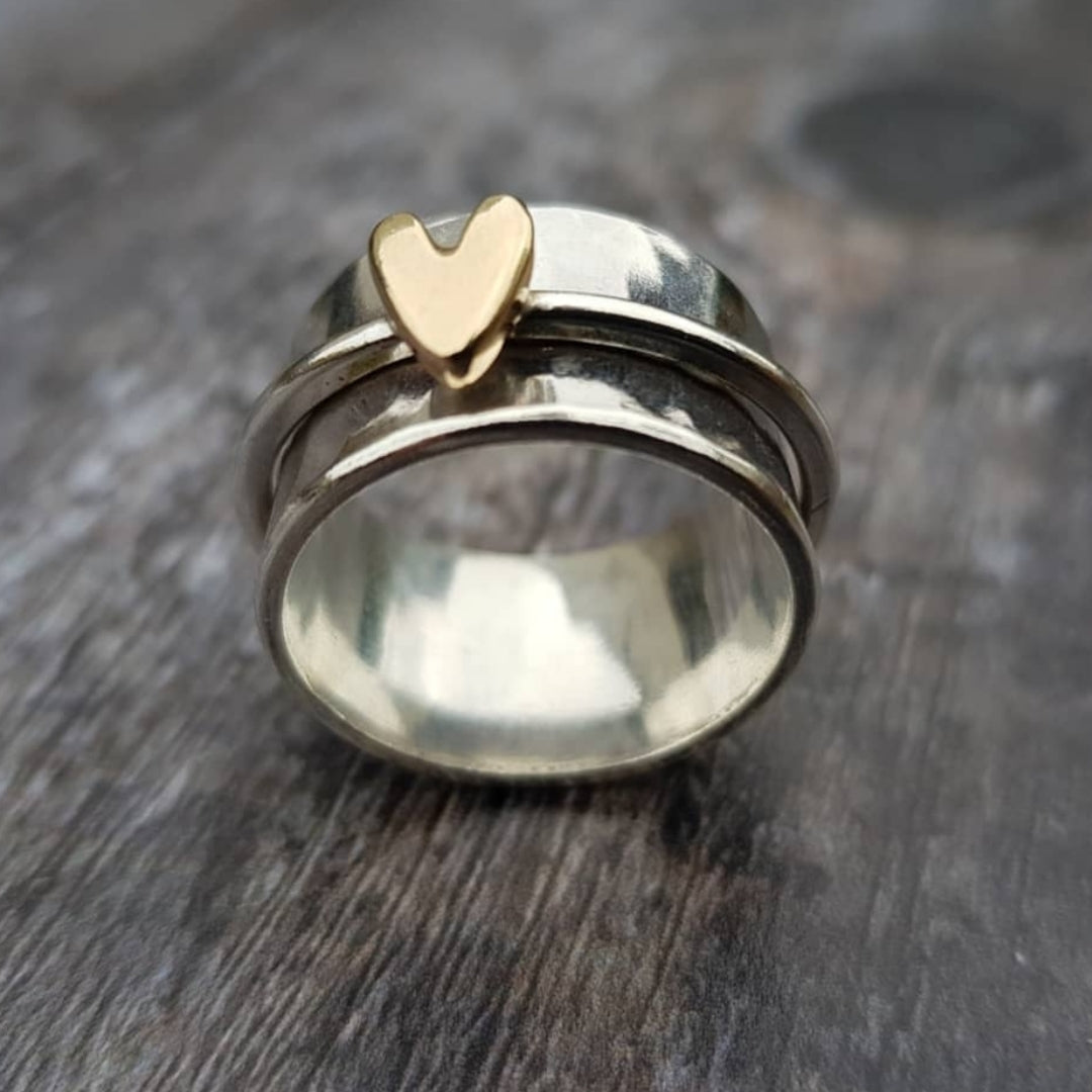 Mely | Anillo de Plata con Corazón Dorado
