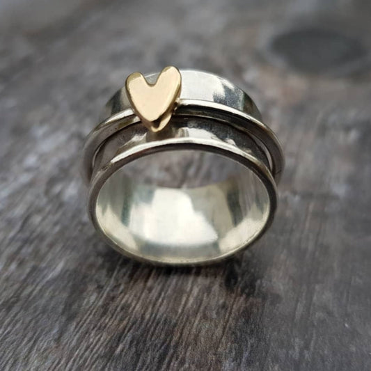 Mely | Anillo de Plata con Corazón Dorado
