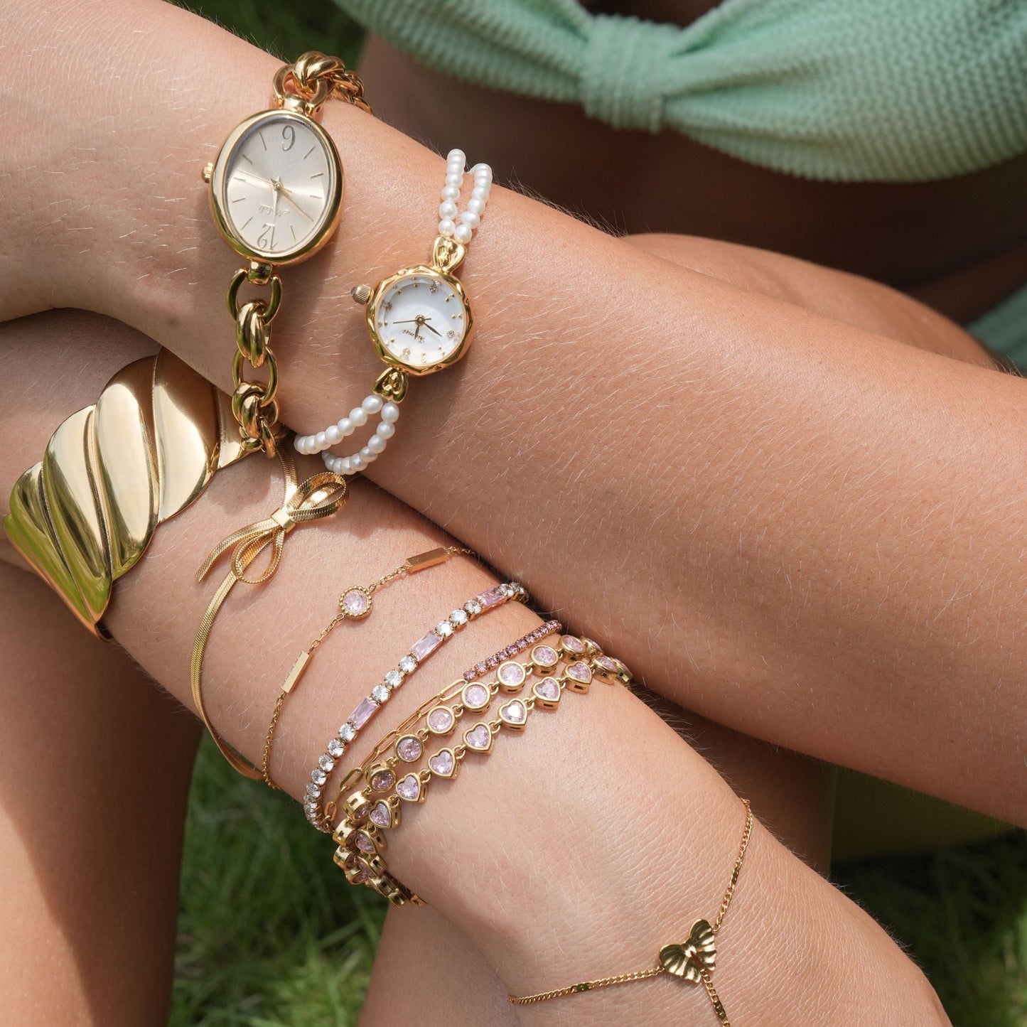 Noelle | Reloj con Pulsera de Perlas Naturales y Esfera Blanco Perlado