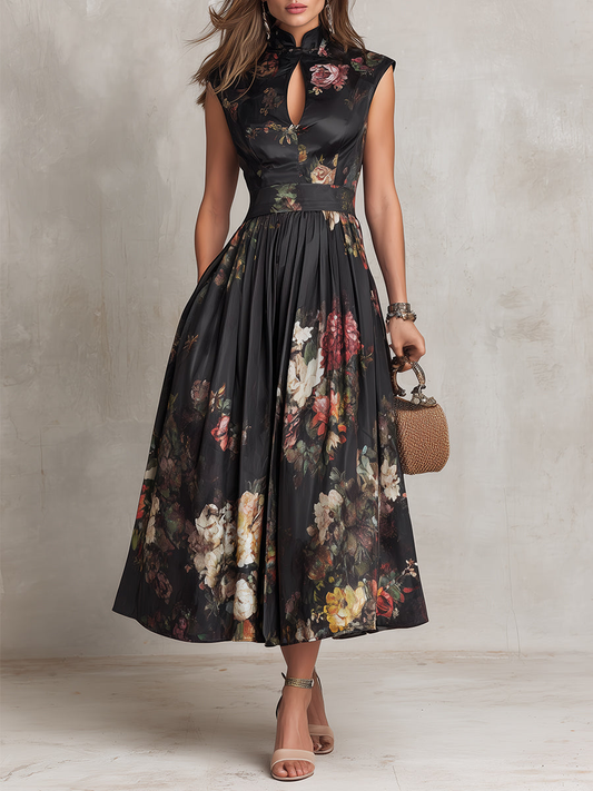 Violetta | Vestido midi negro de satén plisado con motivo floral y escote de gota