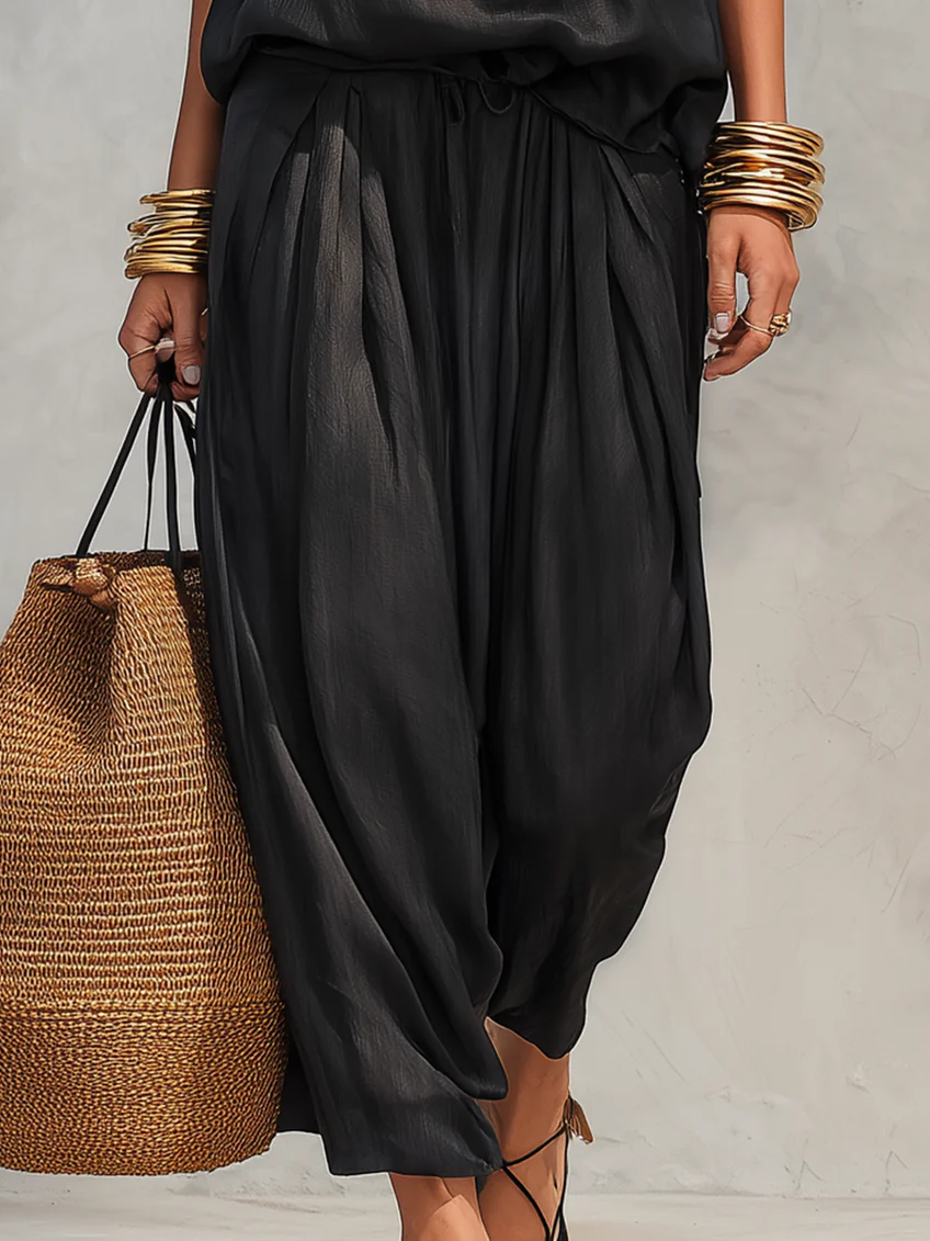 Conjunto Top Sin Mangas con Cuello Halter y Pantalón Plisado