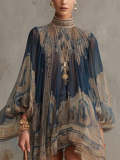 Sherazade | Vestido mini de gasa azul navy con estampado barroco, cuello alto y bajo irregular