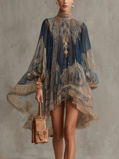 Sherazade | Vestido mini de gasa azul navy con estampado barroco, cuello alto y bajo irregular