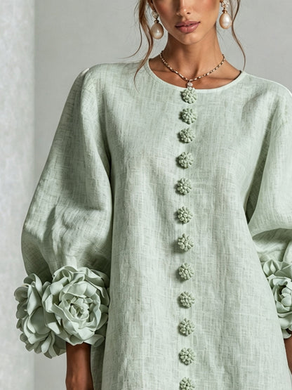 Vestido Mini Verde Salvia Místico con Botones de Flores y Mangas Florales Extravagantes