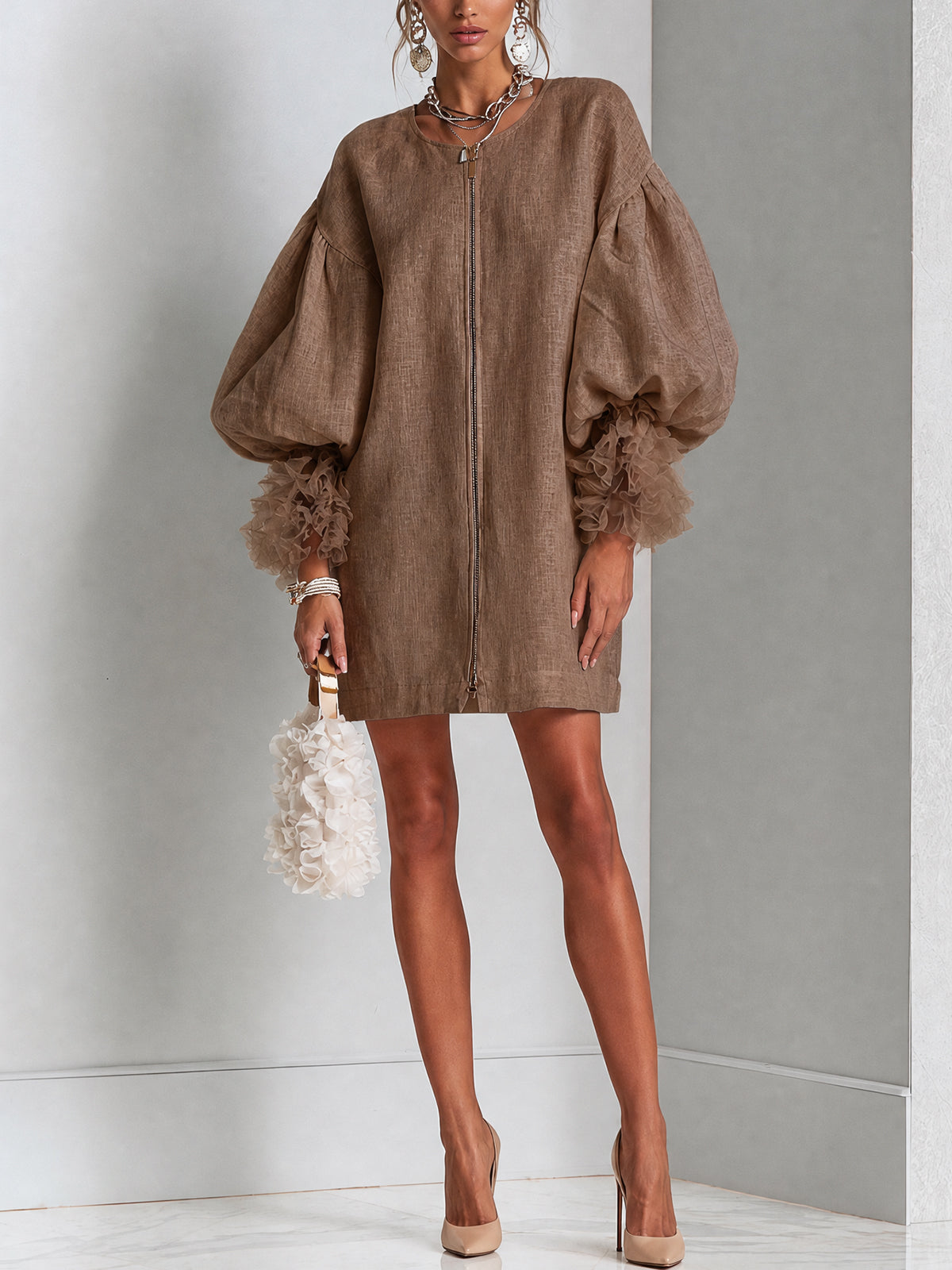 Vestido Mini con Mangas Globo Marrón y Cremallera Delantera con Volantes Plisados