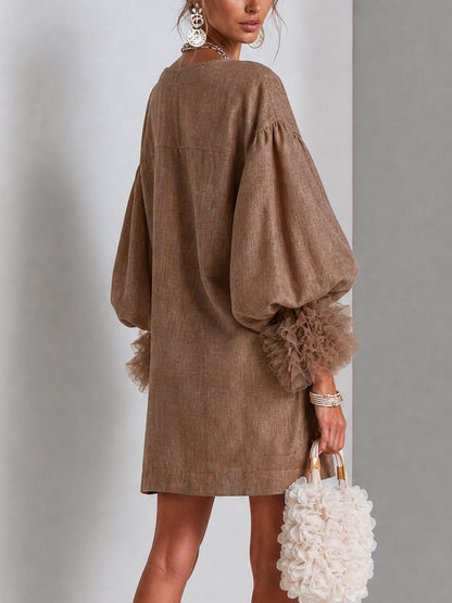 Vestido Mini con Mangas Globo Marrón y Cremallera Delantera con Volantes Plisados