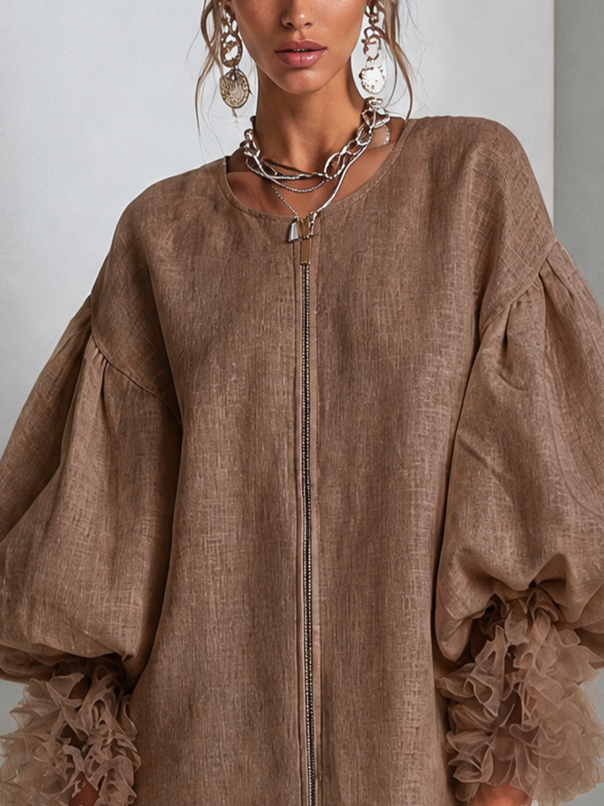 Vestido Mini con Mangas Globo Marrón y Cremallera Delantera con Volantes Plisados
