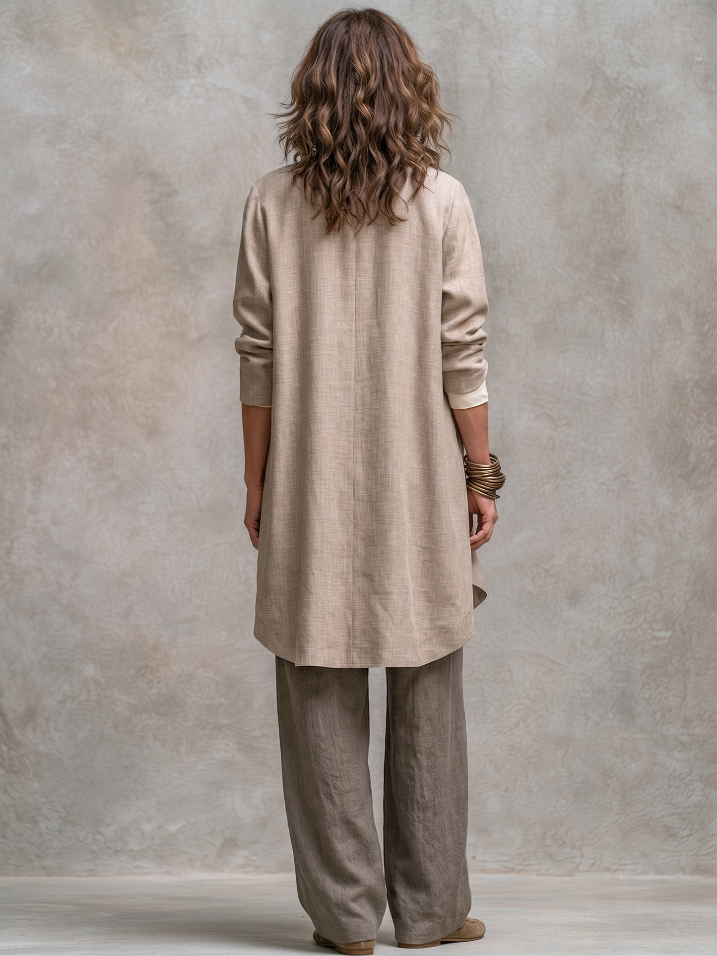 Costanza | Conjunto de tres piezas beige y gris, casual por capas, con pantalón palazzo, elegante