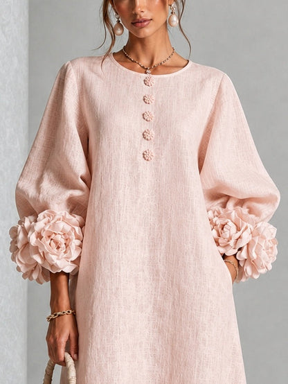 Vestido Midi Rosa con Botones de Flores y Mangas Florales Extravagantes