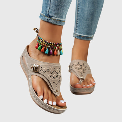 Anika | Sandalias de Dedo