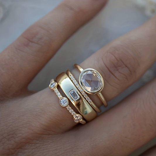 Lily | Conjunto de Anillos de Oro Vintage y Zirconia