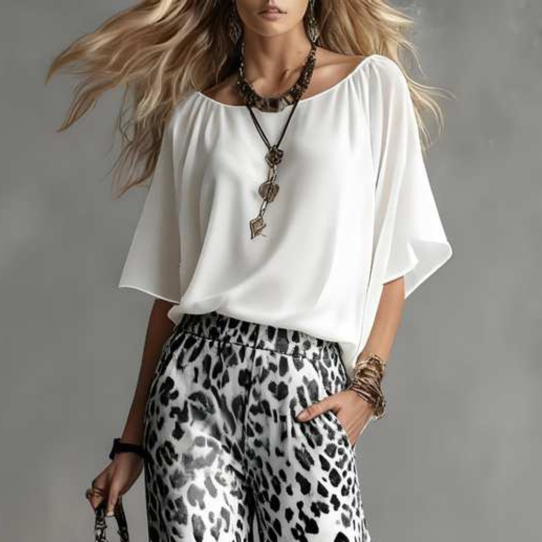 Fiorella | Conjunto Blusa Blanca y Pantalón Animal Print