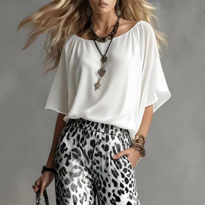 Fiorella | Conjunto Blusa Blanca y Pantalón Animal Print